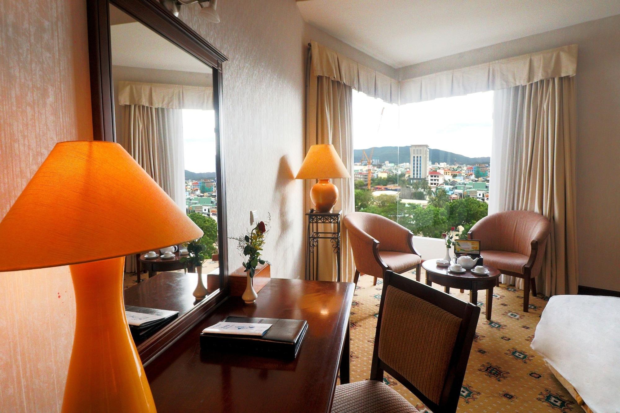 Saigon Quy Nhon Hotel Bagian luar foto