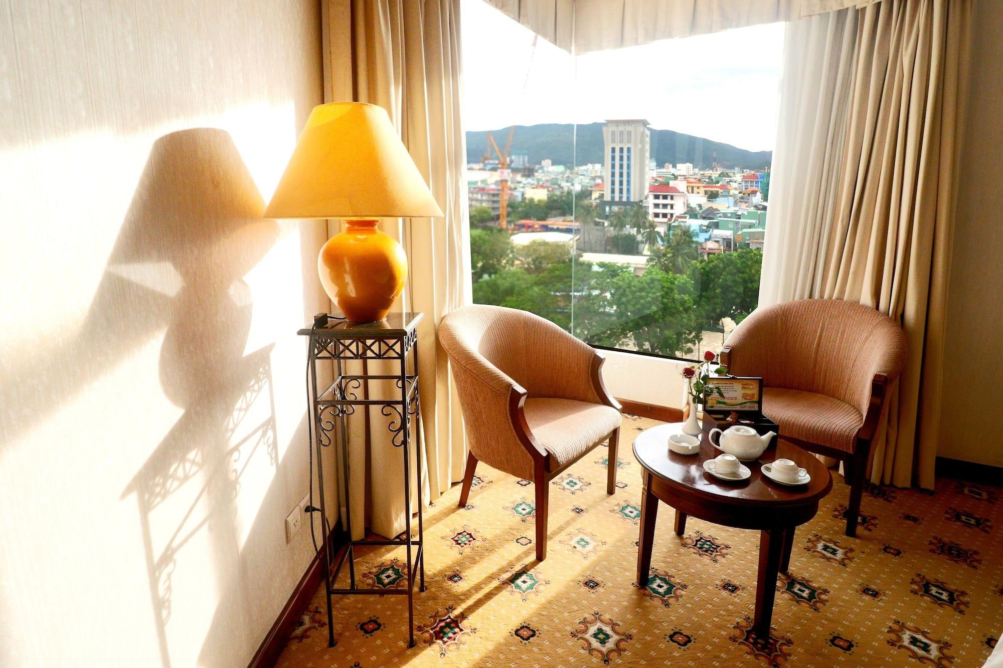 Saigon Quy Nhon Hotel Bagian luar foto