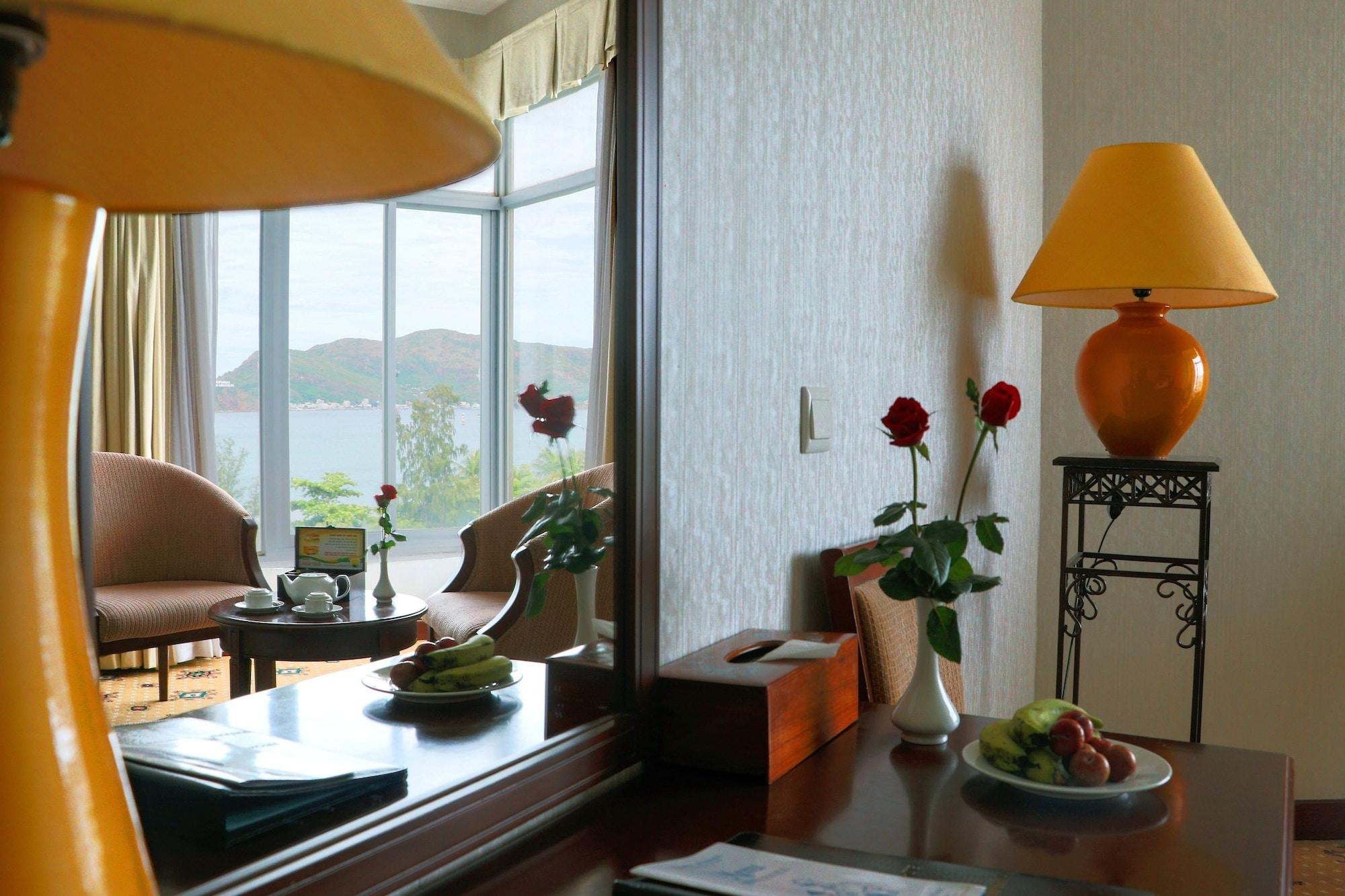 Saigon Quy Nhon Hotel Bagian luar foto