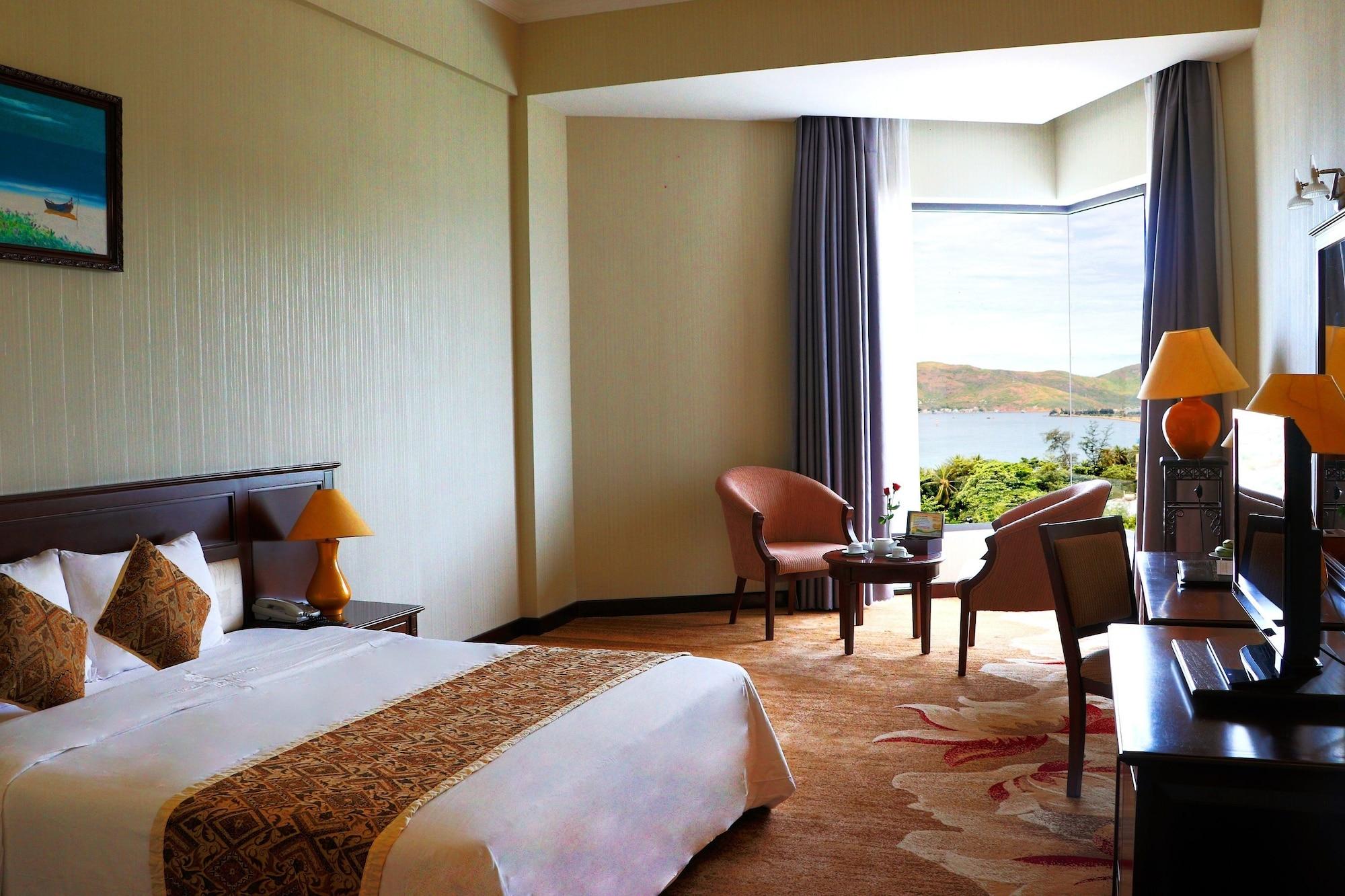 Saigon Quy Nhon Hotel Bagian luar foto