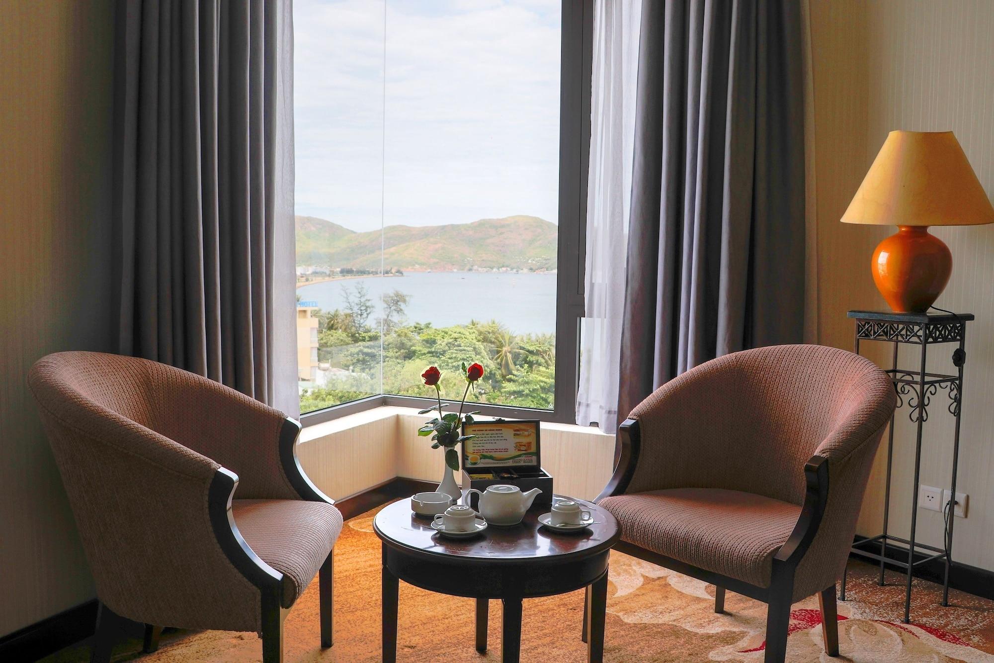 Saigon Quy Nhon Hotel Bagian luar foto