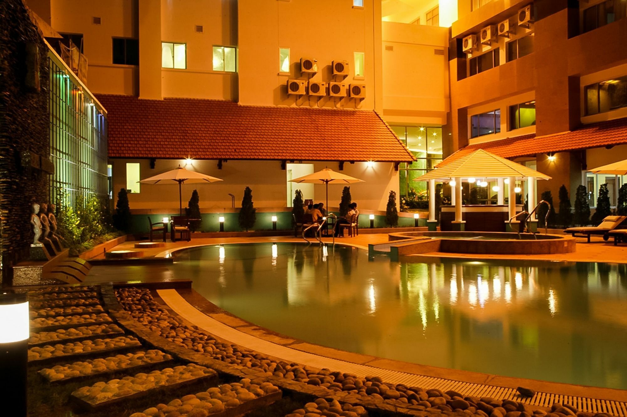 Saigon Quy Nhon Hotel Bagian luar foto